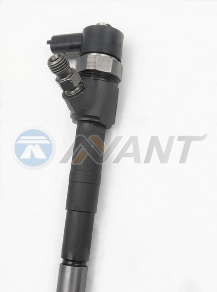 NANT Diesel Fuel Injector Engine Assembly Injection Valves 0445110300/F00VC01360