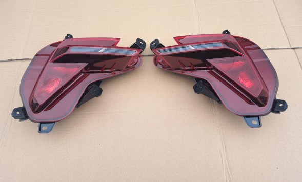 Hyundai OE 92405-N7400 92406-N7400 OE Ліва + права лампа бампера задня 6pin комплект hyundai tucson iv n-line нові