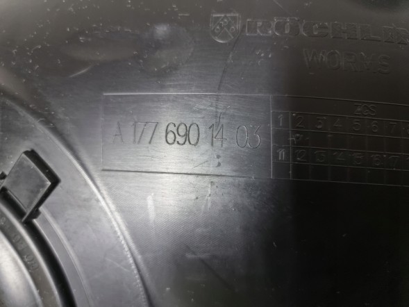 Mercedes-Benz OE A1776901403 141 MERCEDES A-KLASA A W177 A1776901403 ПЕРЕДНЄ ПРАВЕ НАДКОЛІСНЕ КРИЛО ЧАСТИНА ПЕРЕДНЯ