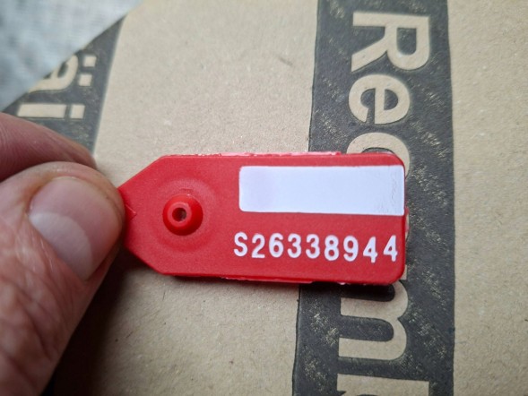 Fiat OE S26338944 НАПРАВЛЯЮЧА ПОВІТРЯЗАБІРНИКА 519744470 FIAT DOBLO II 2010-