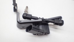 Audi OE 4M0907504A czujnik prawy Датчик рівнеру освітлення 4m0907504a 4m0941286d