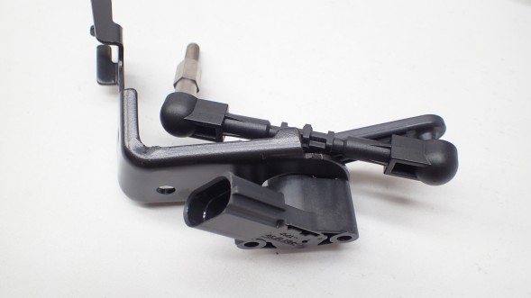 Audi OE 4M0907504A czujnik prawy Датчик рівнеру освітлення 4m0907504a 4m0941286d