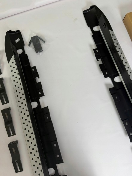 CP BMW X3 F25 STOPNIE ALUMINIOWE PROGI PODPROŻA Z ALUMINIUM 2013-2018 Алюмінієві пороги для BMW X3 F25, накладки на пороги з алюмінію 2010-2017
