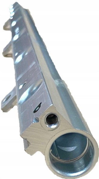Volvo OE 30757619 Ін'єкційна планка volvo