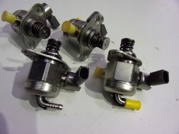 Volkswagen OE 04E 127 025B Паливний насос 04e127025d tiguan passat b8 audi q3