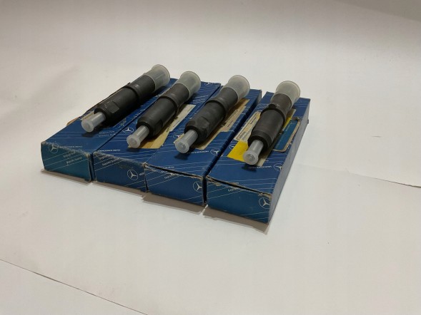 Mercedes-Benz OE A0000178621 Mercedes-benz t2 o 302 / unimog / тойота ленд крузер j4 j5 інжектори