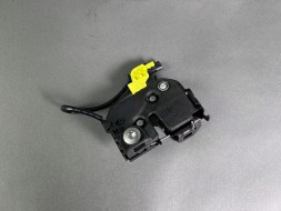 Maserati OE 670157765 TP Замок капоту лівий Maserati Grecale 670157765