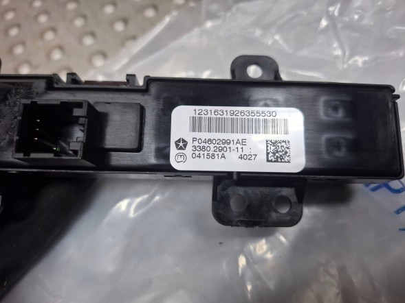 Jeep OE ПЕРЕМИКАЧІ O4602991AE JEEP WRANGLER JK LIBERTY CHEROKEE KK DODGE NITRO OE