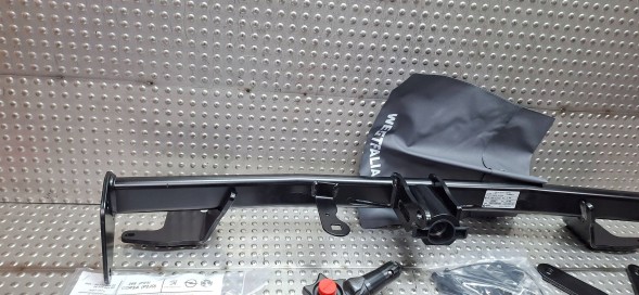 Opel OE S25053054 Гачок WESTFALIA 9823288680 1631689180 Opel Corsa F Peugeot 208 II 2019-