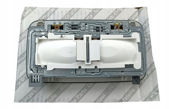 Fiat OE ЛАМПА СТЕЛІ ОСВІТЛЕННЯ КАБІНИ ALFA ROMEO GIULIETTA 156093278 НОВА OE
