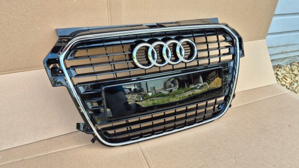Audi OE GRILL AUDI A1 8X0 10-14 BLACK POŁYSK Решітка радіатора GRILL Audi A1 8X0 10-14 OE 8X0853651 ЧОРНИЙ ГЛЯНЕЦЬ ОРИГІНАЛ НОВИЙ