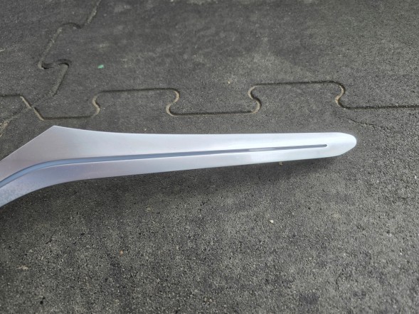 BMW OE LISTWA TAPICERKI LEWA PIANO CZARNA BMW G05 G07 8747825 QUALI2805 ПЛАНКА ОББИВКИ ЛІВА ПІАНО ЧОРНА BMW G05 G07 8747825