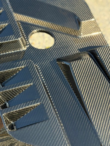 Китай 11 14 8095875 КРИШКА ДВИГУНА BMW M2 G87 M3 G80 G81 M4 G82 G83 CARBON (КАРБОНОВА)