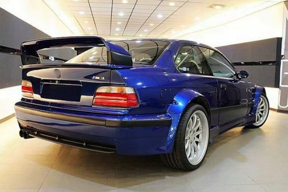 Китай Spoiler Lotka BMW E36 GT CLASS Czarny Połysk Спойлер чорний для BMW E36 GT CLASS, замінник