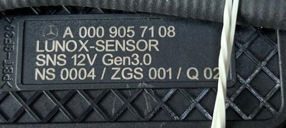 Mercedes-Benz OE ДАТЧИК NOX LAMBDA MERCEDES ОРИГІНАЛ A0009057108 0009057108