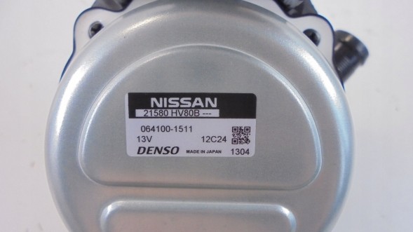 Nissan OE Nissan заводська комплектація 21580HV80B pompa wody