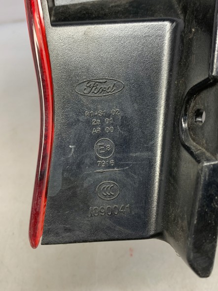 Ford OE LAMPA TYLNA LEWA 00199727 FORD ЛАМПА ЗАДНЯ ЛІВА 00199727 ФОРД