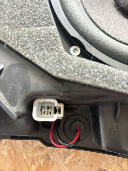 Lexus OE Динамік третього ряду сидінь для Lexus GX470 GX 470 2002-2009 86150-0w030