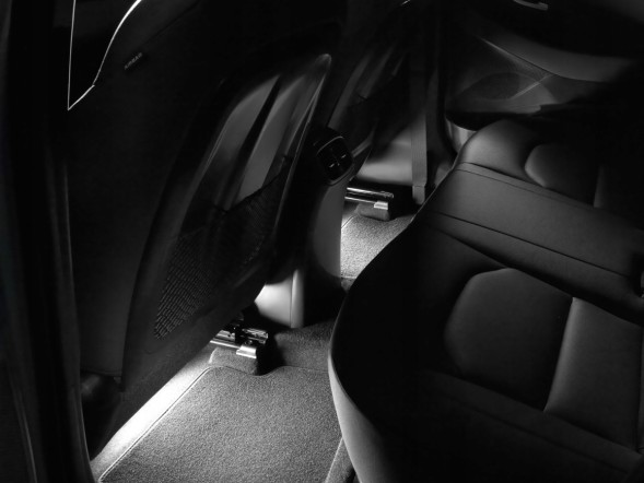 Hyundai OE 99650ADE20, 99650ADE20W Світлодіодне підсвічування простору для ніг I30N (2017-)