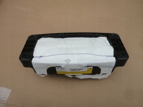 Mercedes-Benz OE MERCEDES GLA X156 C117 W175 W246 PODUSZKA AIRBAG МЕРСЕДЕС GLA X156 C117 W175 W246 ПОДУШКА AIRBAG