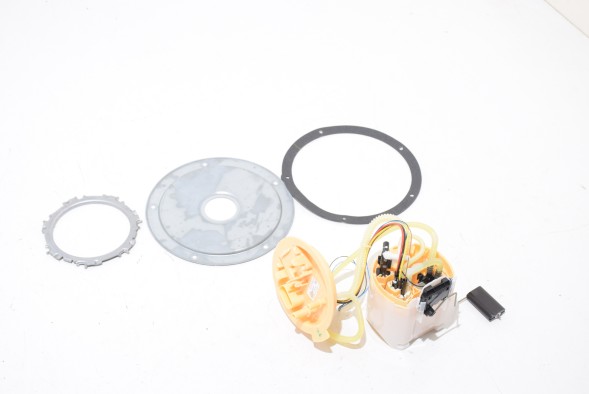 BMW OE 5A06496 5A1C944 BMW BMW X5 G05 X6 G06 X7 G07 LCI 30dX 40dX Паливний насос Датчик рівня палива Дизель