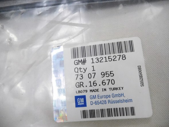 Opel OE Чохол заднього сидіння Opel Corsa D OE 13215278