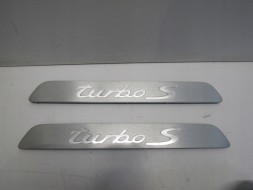 Porsche OE НАКЛАДКА PORSCHE PANAMERA 97055575307