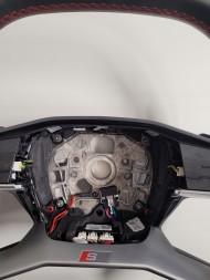 Audi OE 89A419091P AUDI Q4 E TRON S-LINE ПОДУШКА КЕРМОВОГО КОЛЕСА ШКІРА ЧЕРВОНА НИТКА