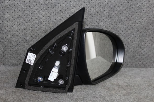 Hyundai OE ДЗЕРКАЛО ПРАВЕ HYUNDAI TUCSON III Y3Y 10 PIN 87620-D7650