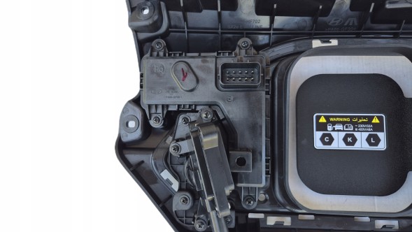 Hyundai OE KLAPKA ŁADOWANIA KONA II N-LINE HF710 Кришка роз'єму зарядки Hyundai Kona Electric II EV 23- OE 863CC-HF710 НОВА