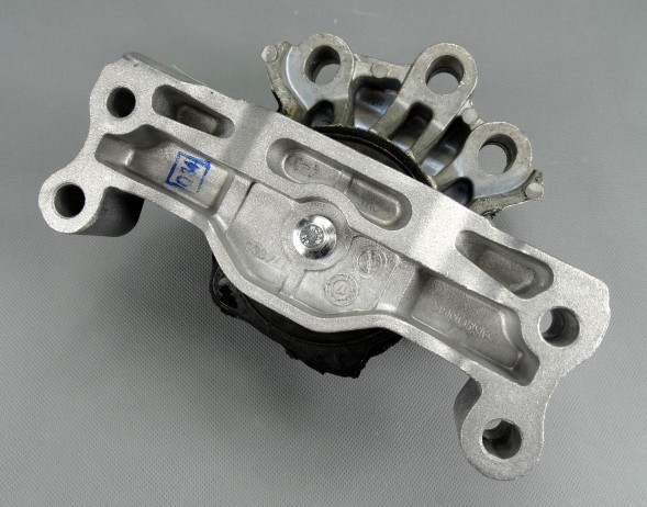 Ford OE 1384138 Підшипник двигуна