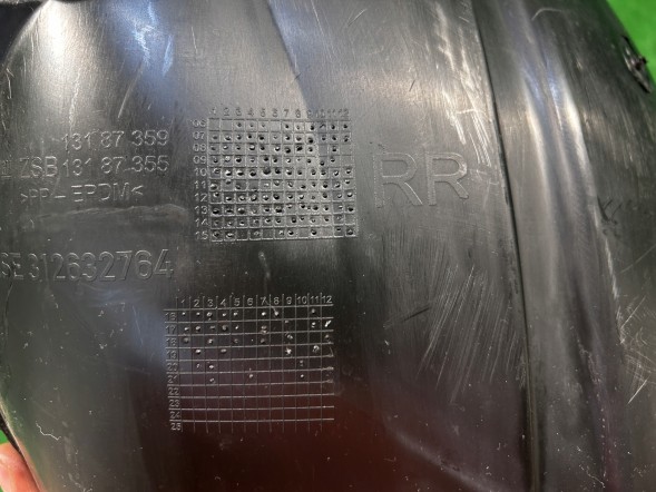 Opel OE 13187355 JACANT94 OPEL CORSA D НАДКОЛЕСО ПРАВЕ ПЕРЕДНЄ ПРАВЕ 13187355