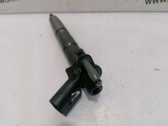 BMW OE BMW 5' G31 18r 8514151 BMW G01 G02 G11 G12 G30 G31 G32 B57 40dX ІНЖЕКТОРИ КПЛ 8514151