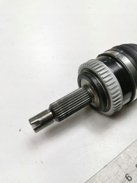 Hyundai OE 49501 2Y250 OE ПІВОСЬ ПРИВОДУ ПЕРЕДНЯ ПРАВА HYUNDAI IX35 OE 49501 2Y250