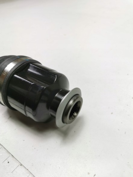 Hyundai OE 49501 2Y250 OE ПІВОСЬ ПРИВОДУ ПЕРЕДНЯ ПРАВА HYUNDAI IX35 OE 49501 2Y250