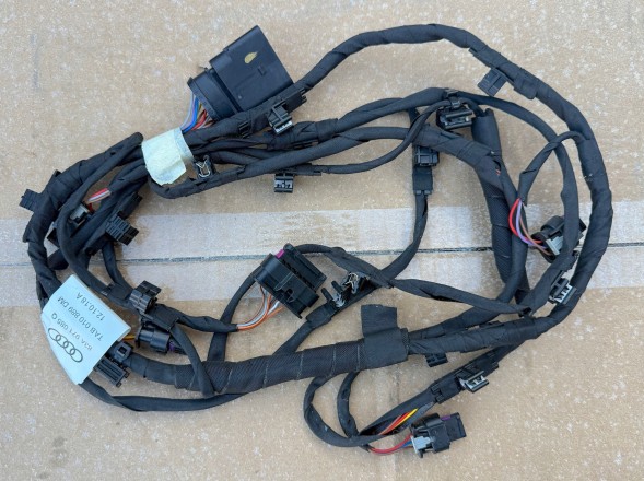 Audi OE 83A971085Q kable AUDI Q3 83A ДЖГУТ ПРОВОДІВ ПЕРЕДНЬОГО БАМПЕРА 4xPDC 83A971085Q передня проводка