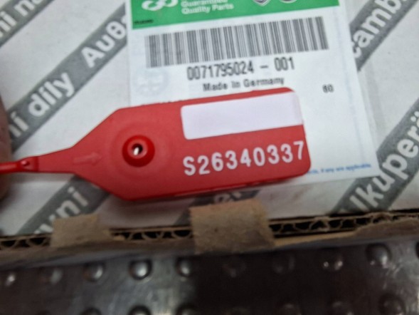 Fiat OE S26340337 ФОРСУНКА BOSCH 0445110418 504389548 FIAT DUCATO IVECO DAILY 2.3MJET 2011