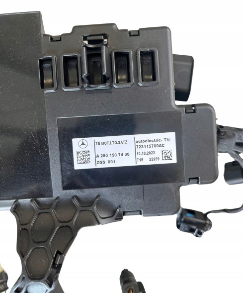 Mercedes-Benz OE A2601507400 A 260 150 74 00 Жгут проводів двигуна Mercedes A2601507400