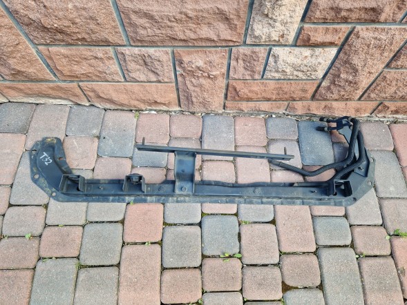 Nissan OE 07051358 Опорна балка радіатора Nissat X Trail T32