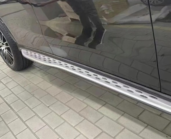 Китай 5424859868 Сірий алюмінієвий поріг Mercedes GLC 2023+