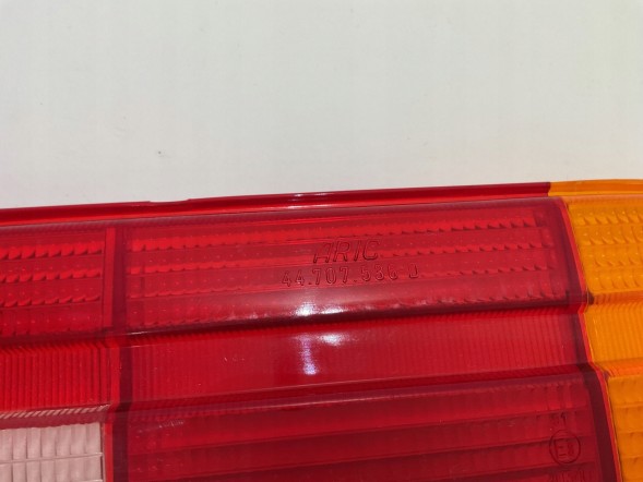 BMW OE AM-464707536D Bmw 5 e12 1972-1981 новий абажур/скло правої задньої лампи