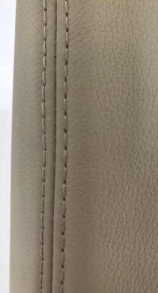 Volkswagen OE VW TOUAREG III ПІДЛІКОТНИК ШКІРА 760864207 PGT