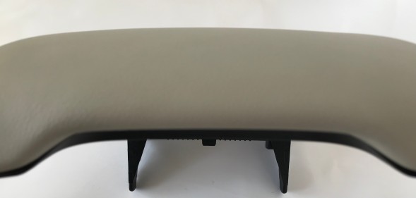 Volkswagen OE VW TOUAREG III ПІДЛІКОТНИК ШКІРА 760864207 PGT