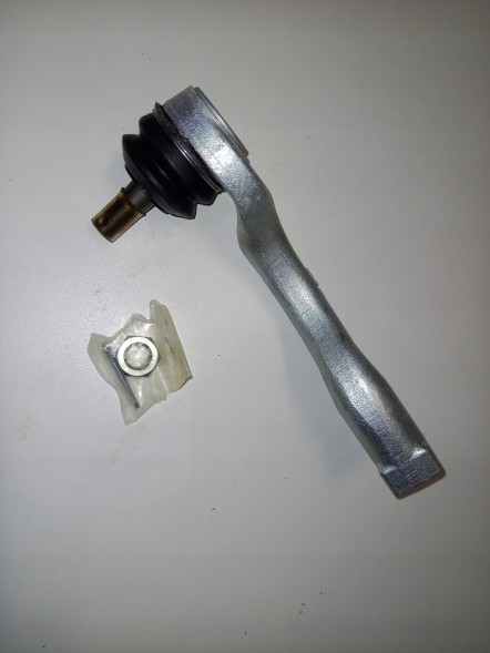 Mitsubishi OE MR-508135 Наконечник поперечної рульової тяги