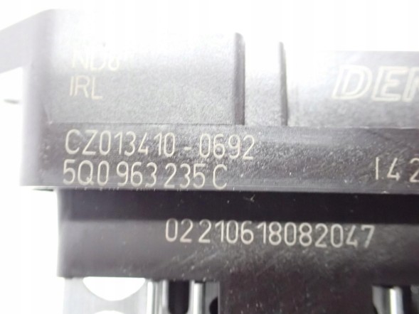 Volkswagen OE 5Q0963235C Електронагрівач vag vag 5q0963235с