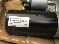 Mercedes-Benz OE A 000 906 24 02 80 Стартер MERCEDES SPRINTER VITO A000906240280 OE