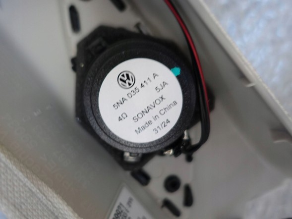 Volkswagen OE 3J0867234E 3J0867233E 2YR VW PASSAT B9 ЩИТОК СТІЙКИ A Harman/Кардон ЛІВИЙ ПРАВИЙ КОМПЛЕКТ ОРИГІНАЛ