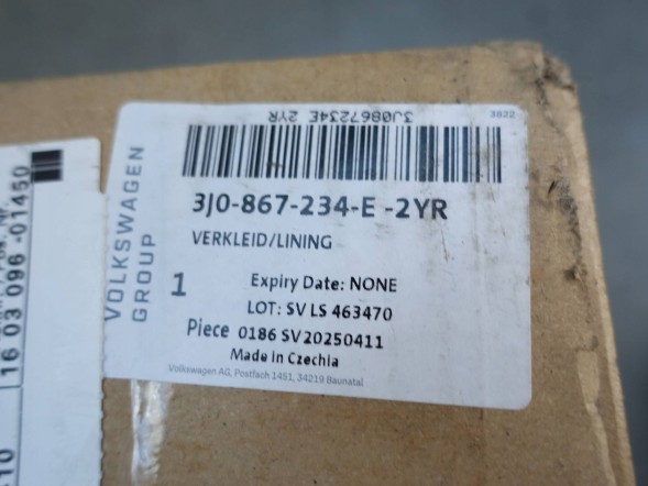 Volkswagen OE 3J0867234E 3J0867233E 2YR VW PASSAT B9 ЩИТОК СТІЙКИ A Harman/Кардон ЛІВИЙ ПРАВИЙ КОМПЛЕКТ ОРИГІНАЛ