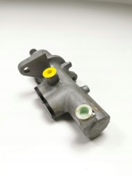 Opel OE ГАЛЬМІВНИЙ НАСОС OPEL РЕКОРД E VECTRA B OE 558020 3495649