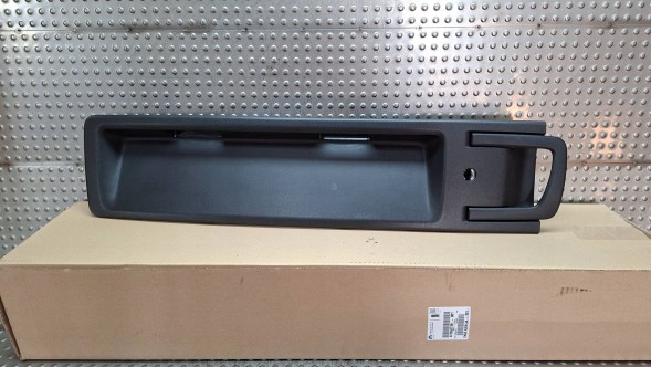Fiat OE S26338619 РУЧКА ДВЕРНА ПЛАНКА ЛІВА ЗАДНЯ 735501970 FIAT DOBLO II 2010-